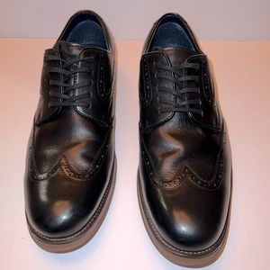 Men’s Dockers dress shoes